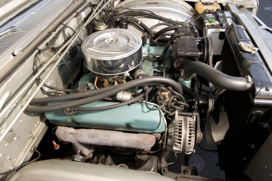  Chrysler 300L Coupe 1965 года  (фото 4 из 4)